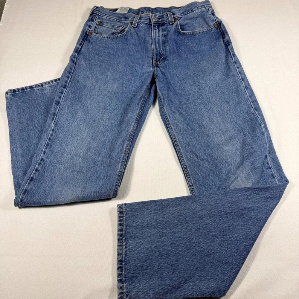 Levi's 550 Relaxed Fit Jeans 33x34 Blue Medium Wash Tapered Leg Cotton Denim